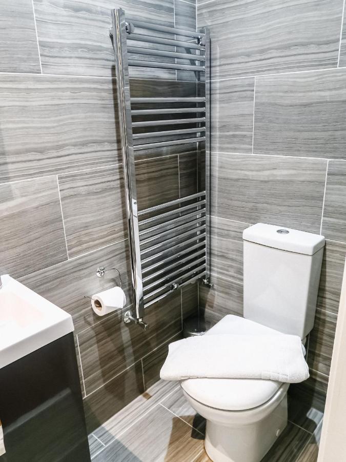 לונדון Titiwangsa One Accomodation At Paddington מראה חיצוני תמונה
